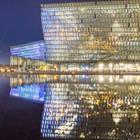 Wise Lee/Shutterstock.com